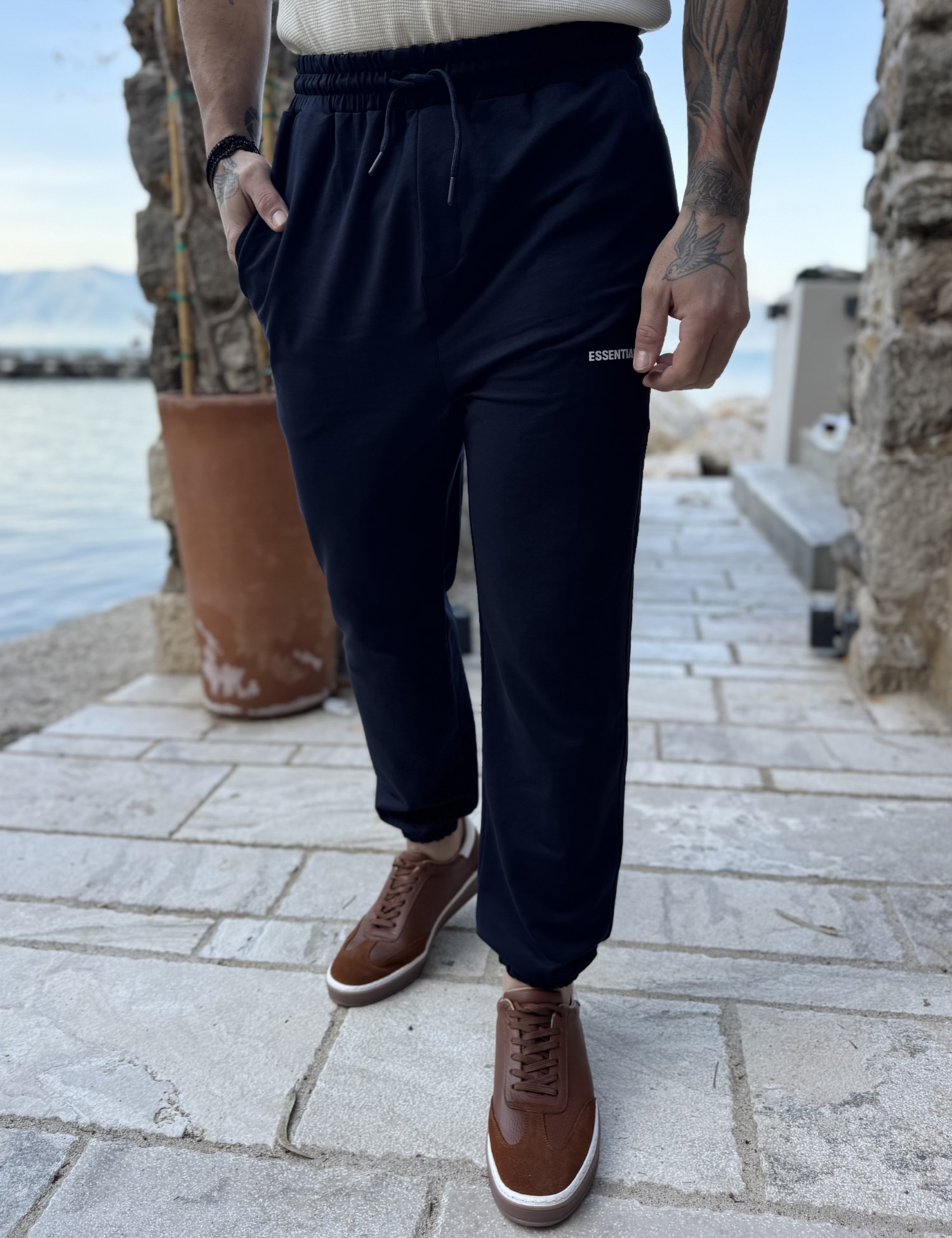 Ανδρική μπλε navy φόρμα με λάστιχο και λογότυπο στο πλάι ES302Ν